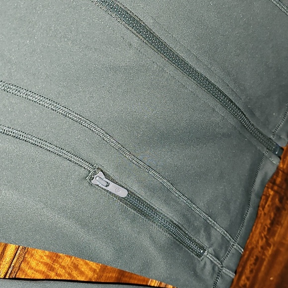 Lululemon Define Jacket Nulu Sz 8 Rainforest Green!! Slim Fit Hip Length. NWTS! - Picture 5 of 12